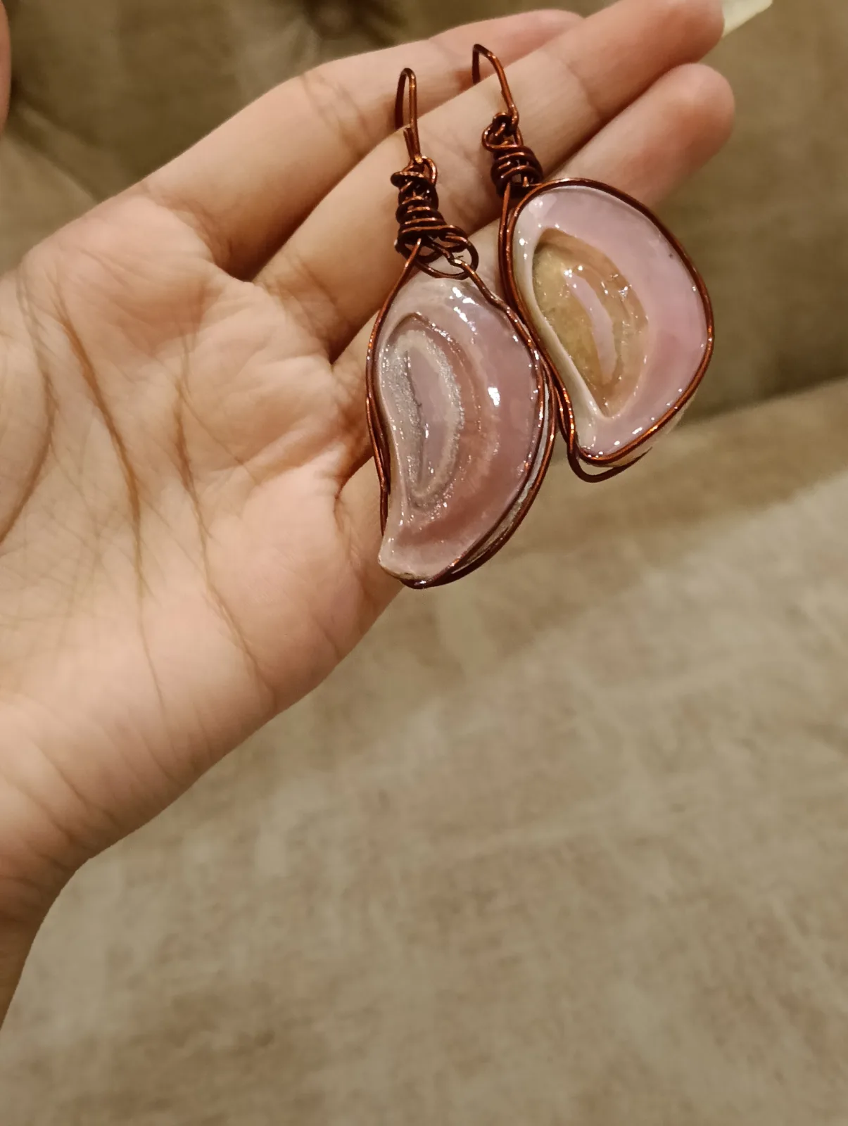 Shell earrings!! ✨🩷