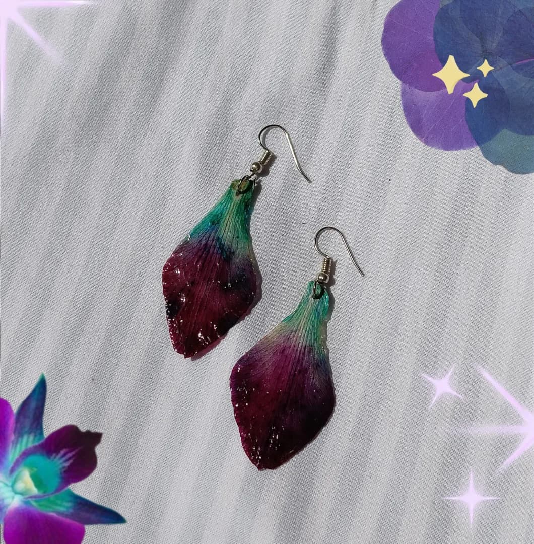 Orchid petal earrings ✨🪻🫧 — 2